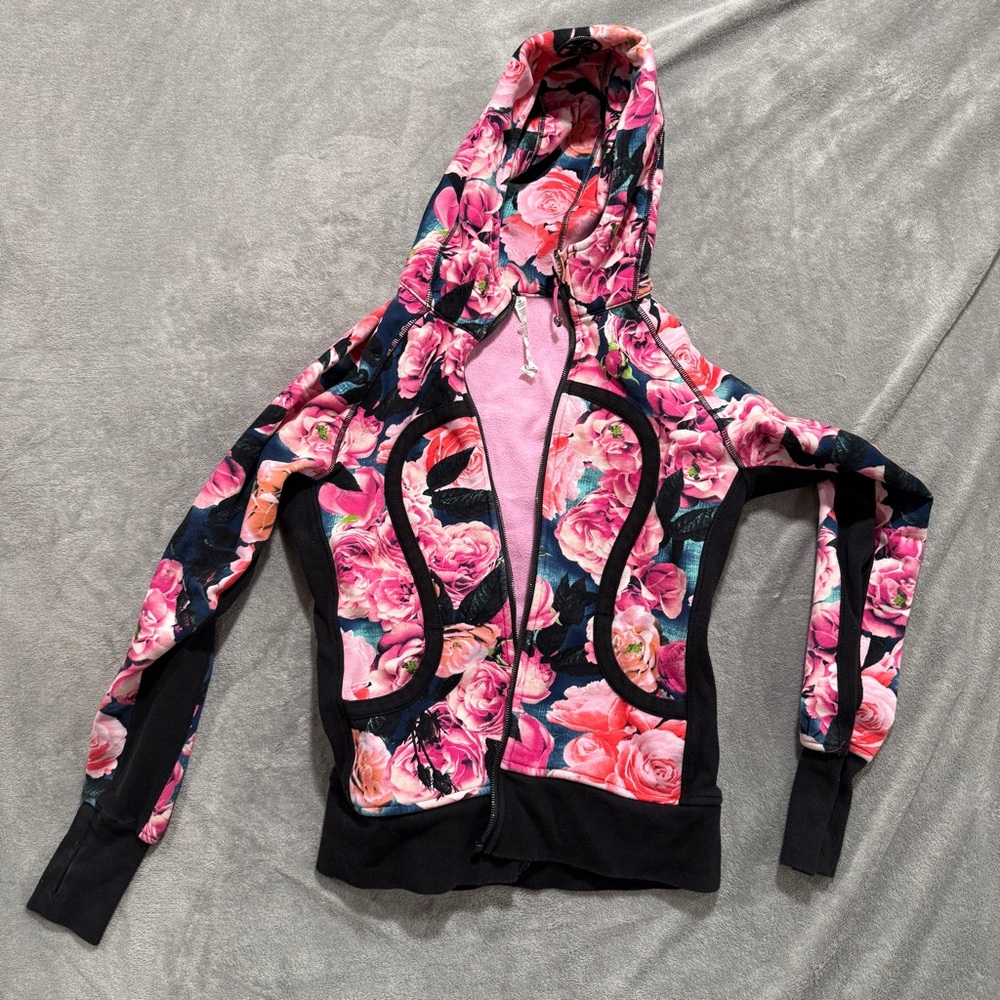 Lululemon Scuba -Floral Zip Hoodie Jacket - women’s size 12 - Picture 4 of 6